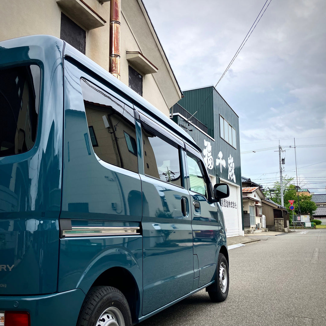 配達車、変身！