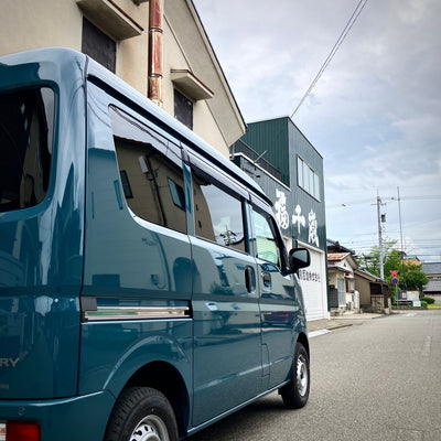 配達車、変身！